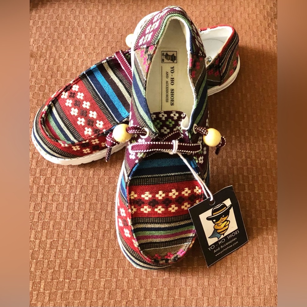 Brand New never worn Size 7 Tribal Print Shoes